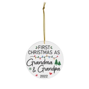 Personalized New Grandma Ornament, First Christmas as Grandma Gift, Pregnancy Announcement Keepsake for Grandparents